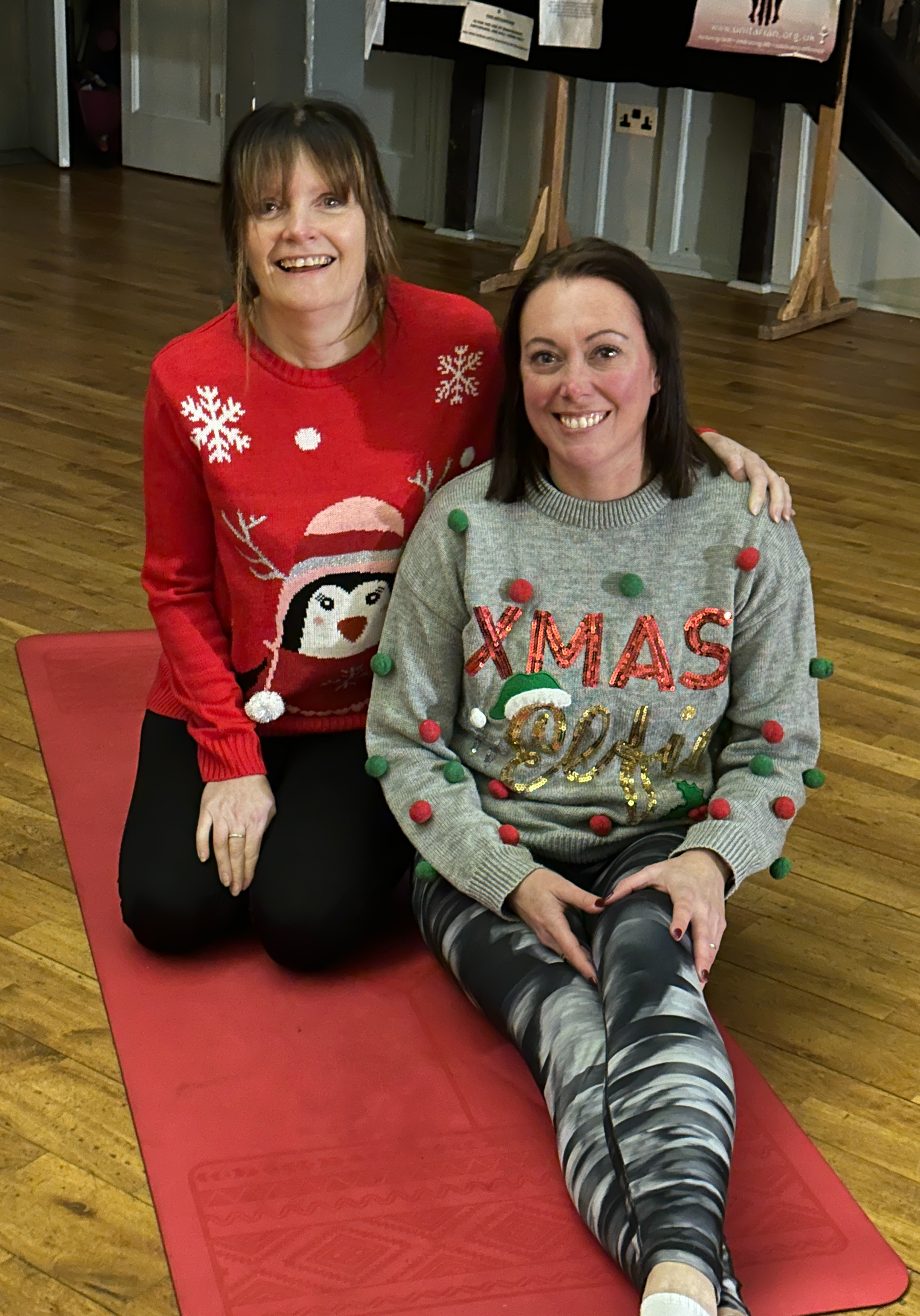 slow flow, christmas yoga, partner yoga 