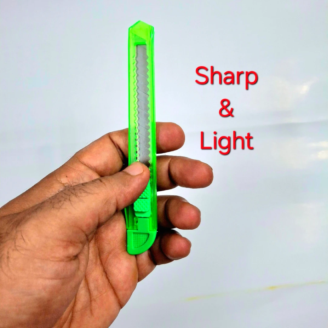 1 Piece Small Anti Cutter 9mm Blade Light &amp; Sharp 3