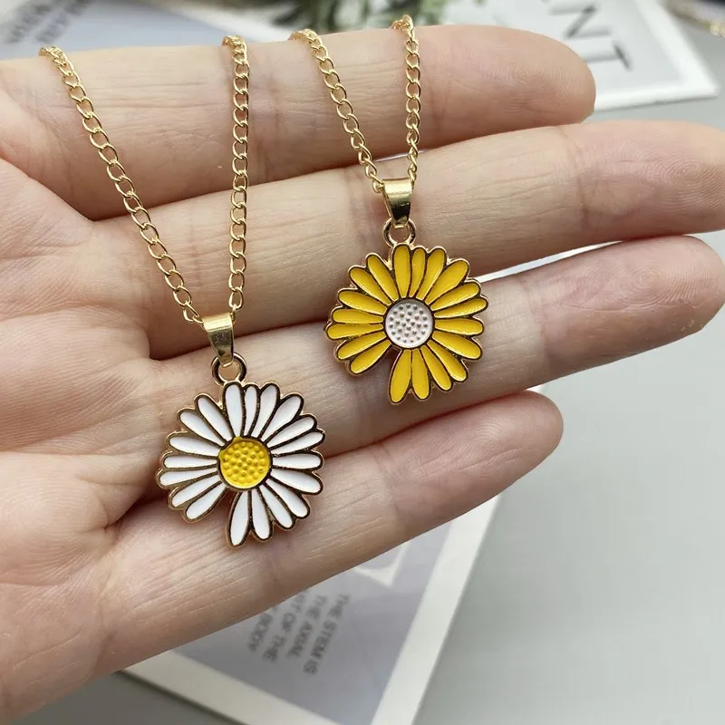 Cute Trendy Daisy Necklace Sun Flower Necklaces for Girls Simple Stylish - Flower Jewelry Dainty Chain Necklace for Women New Collection - Pendant Necklace for Girls Stylish 3