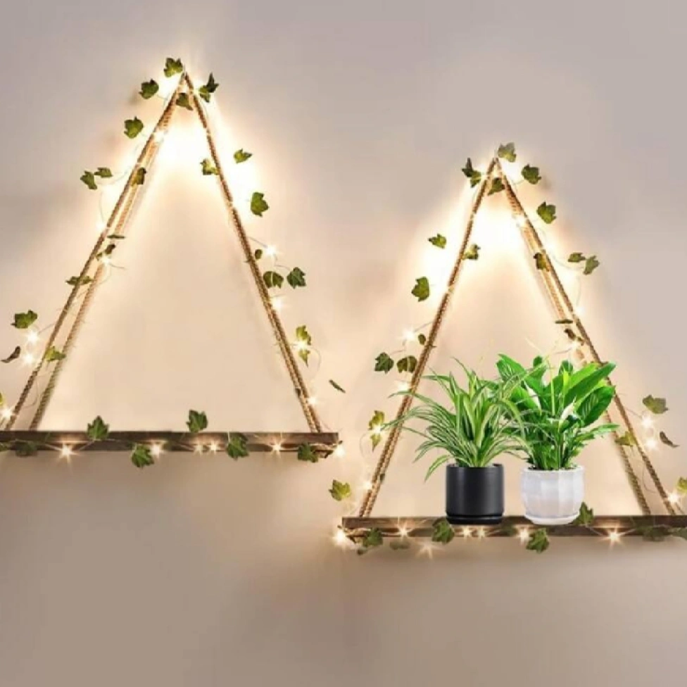wall hanging shelve with artificial creeper and 2 m fairy light. 3