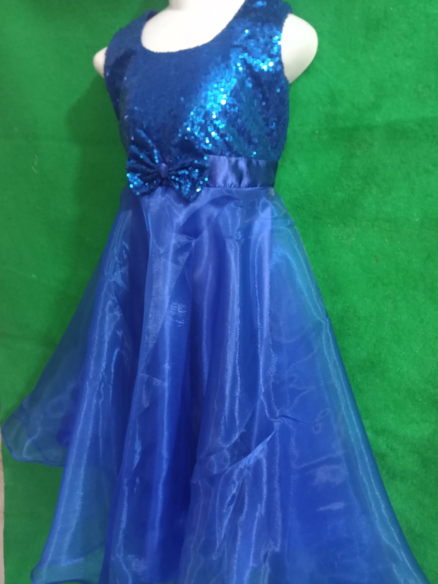 Baby girls fashionable beautiful party dress 5