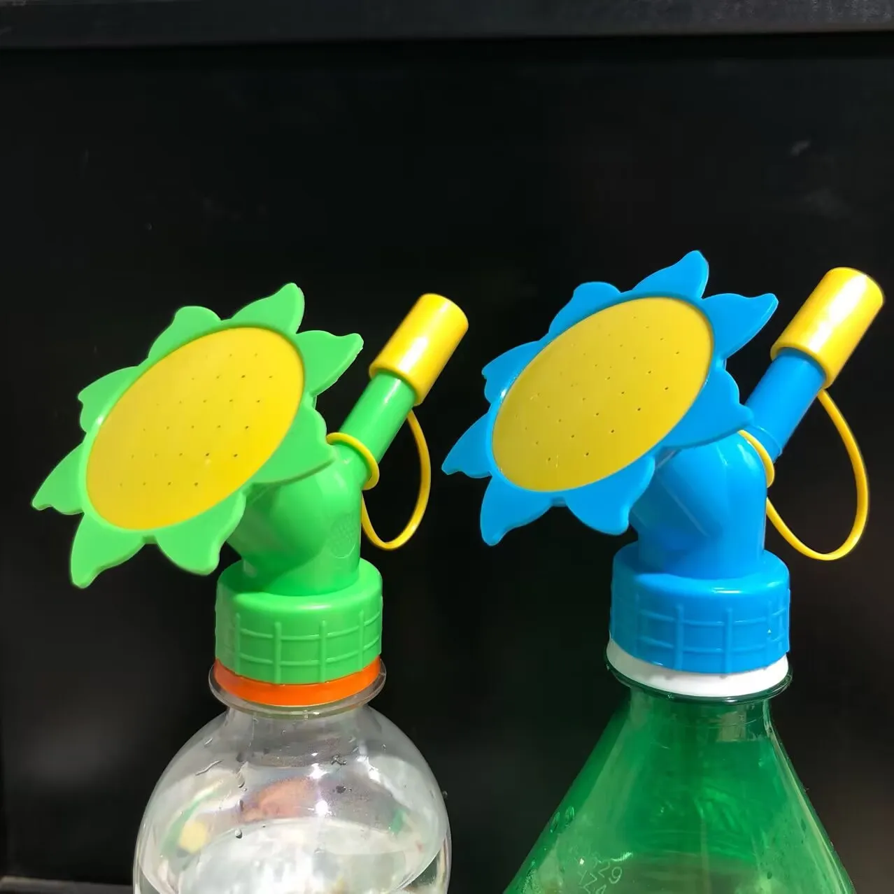 Mini Bottle Cap Sprinkler Nozzle Plastic Watering Can Spout Plant Watering Can 4