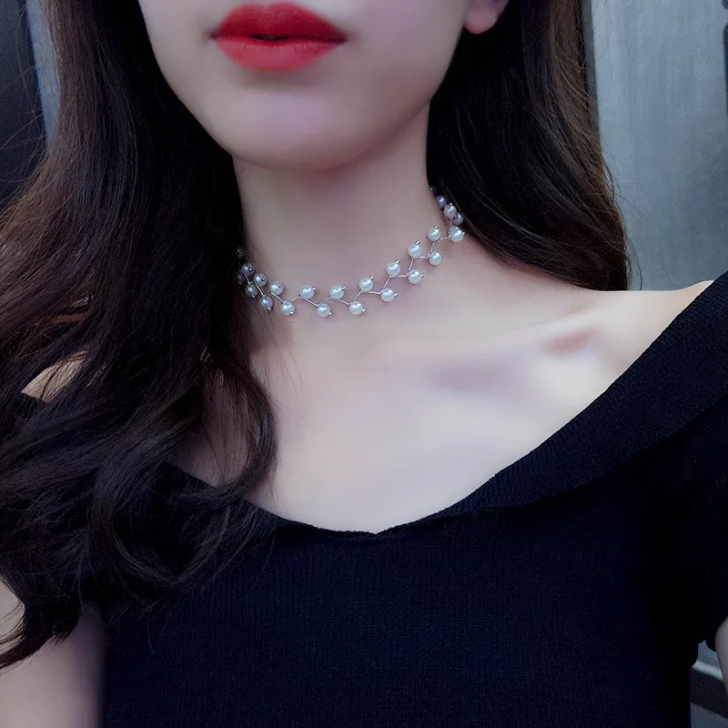Trendy Fashionable Pearl Choker Necklace for Women Simple New Collection - Rhinestone Charm Chain Necklaces for Girls Party Accessory 6