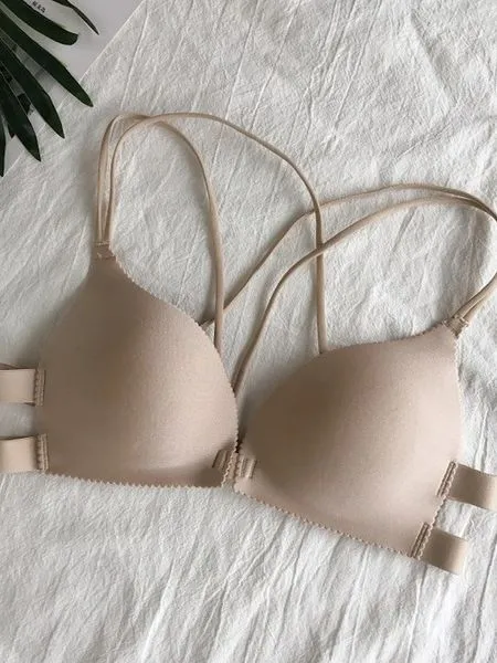 Women Back Beautify Front Closure Wire Free Fashion Bra 2
