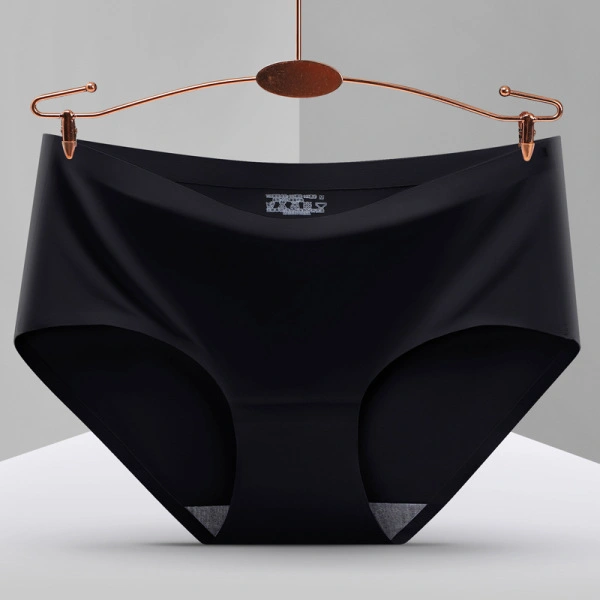Explosions seamless one-piece ice silk underwear ladies breathable sexy mid-waist solid color girl briefs plus size manufacturers 5