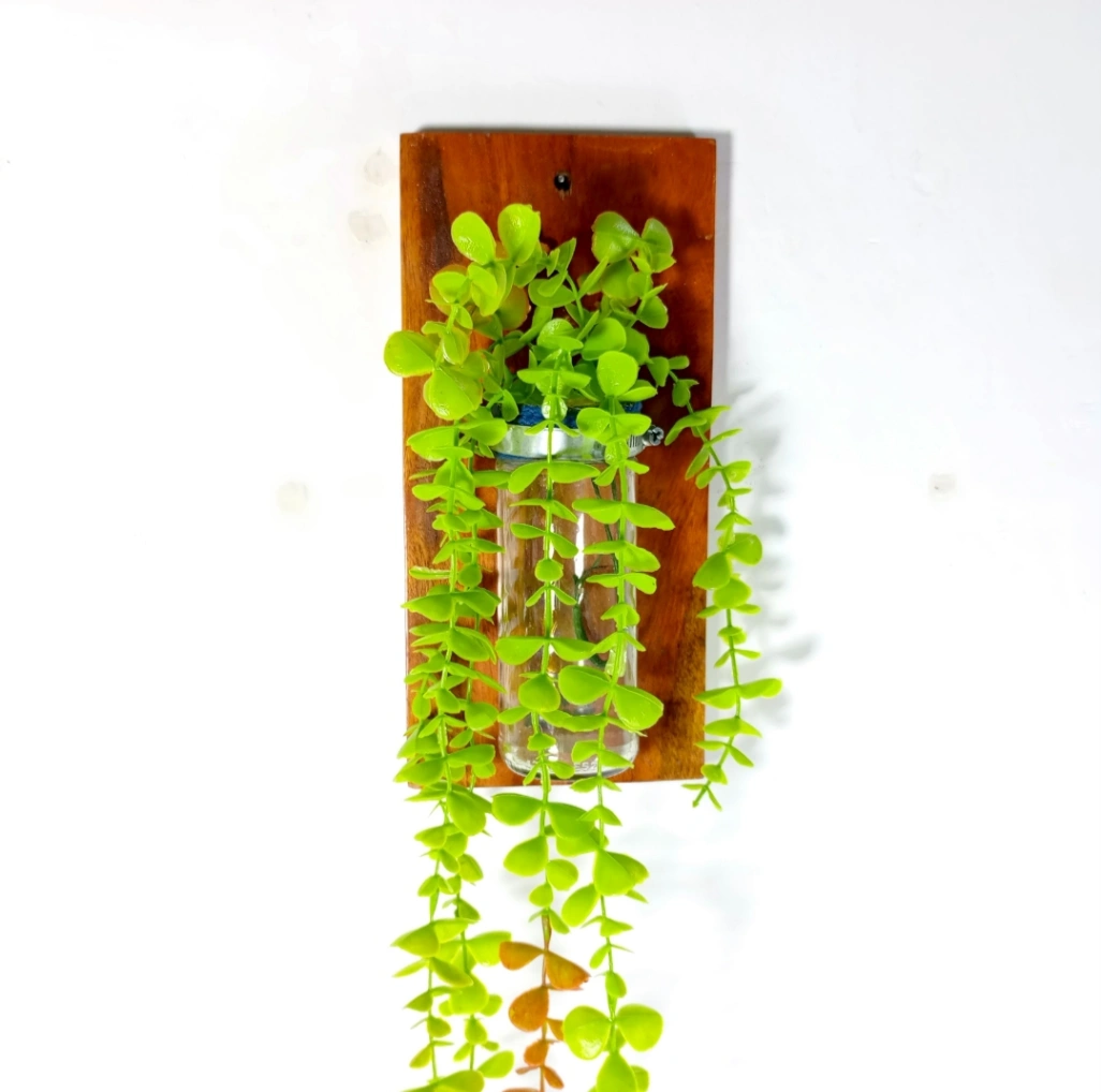 wall flower vase and babui bird nest with artificial creeper 2