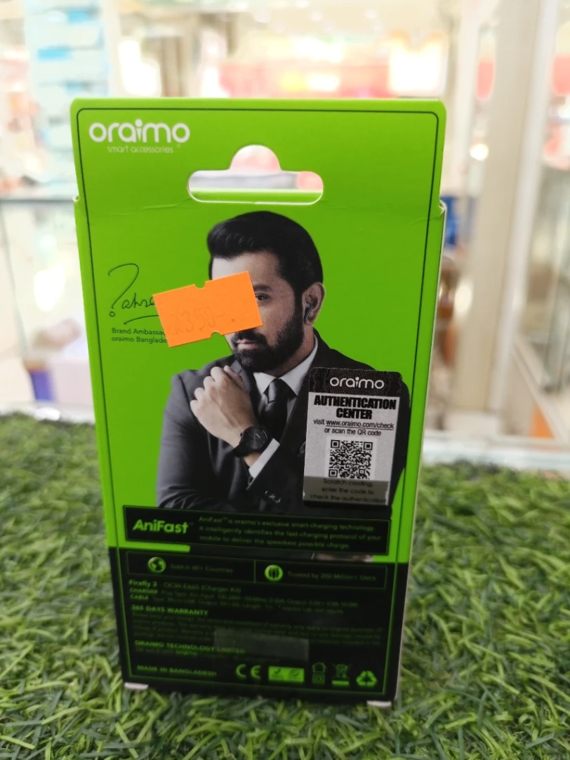 Oraimo Firefly 3 (OCW-E66S) কম্প্যাক্ট ফাস্ট চার্জার 3