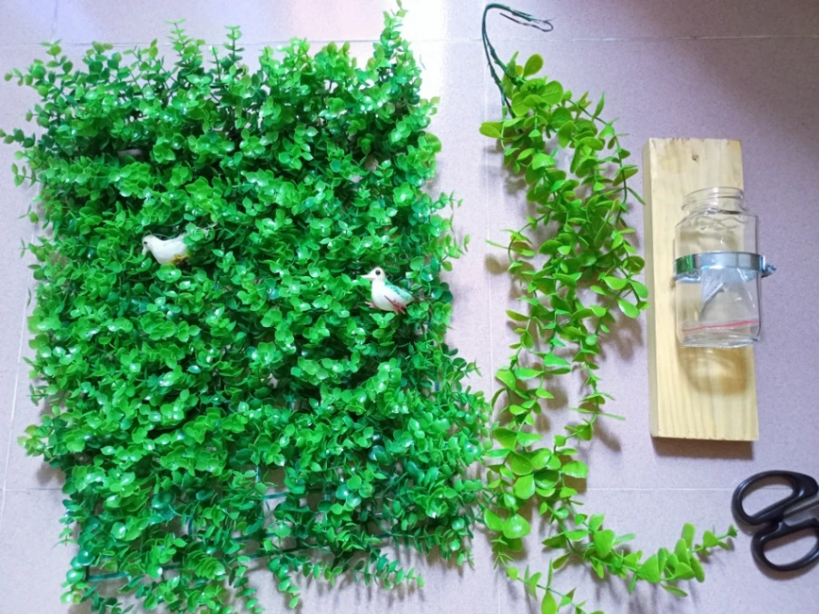 Green artificial plant of artificial Wall mate With 2 Pcs Bird Size Big 24*08 inch 5