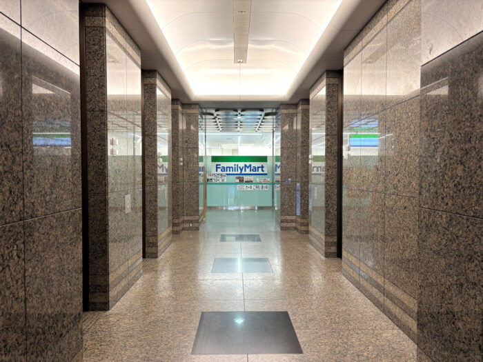 興和川崎西口ビル　エレベーターホール