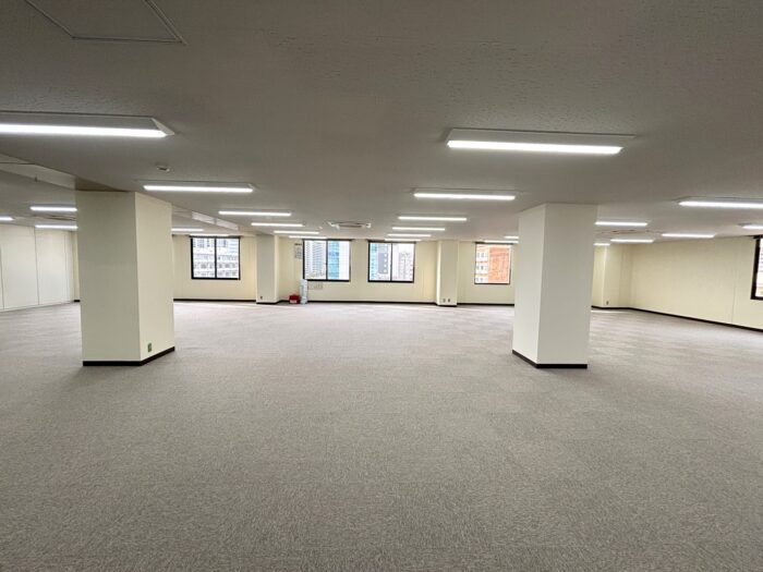 江間忠晴海ビル　貸室