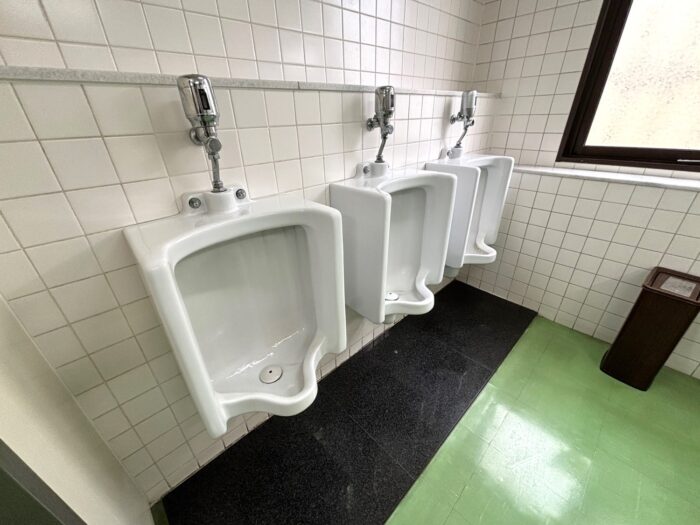 江間忠晴海ビル　トイレ