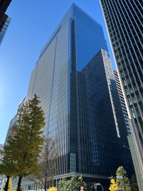 OtemachiOne タワー外観