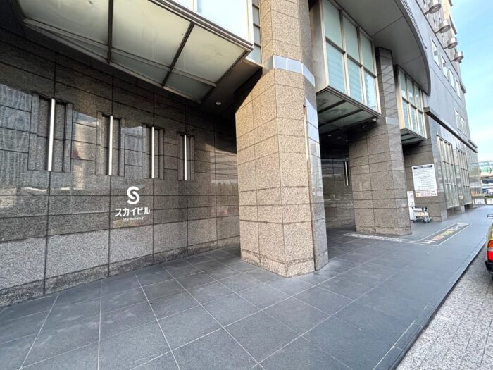 スカイビル　エントランス