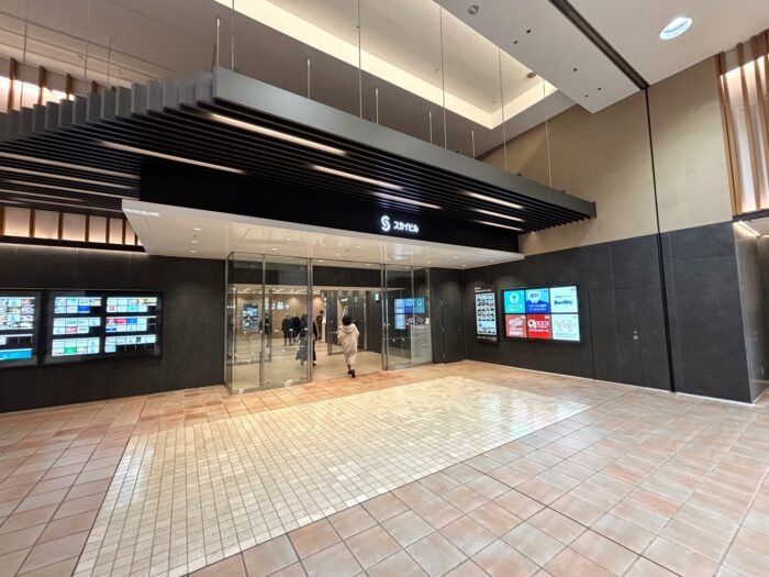 スカイビル　エントランス