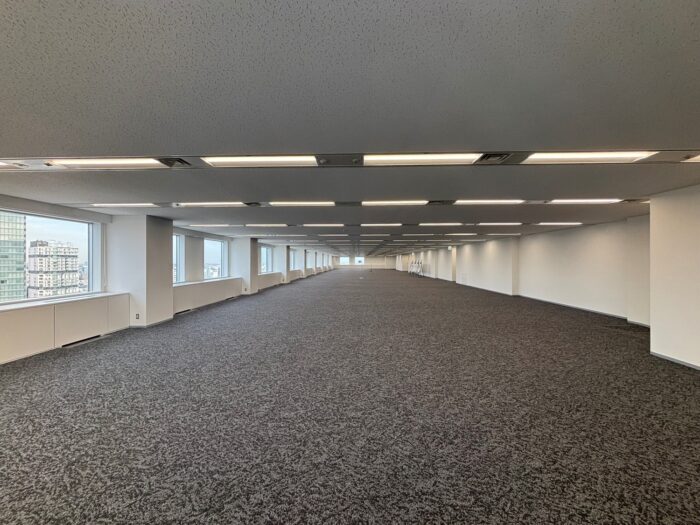 スカイビル　貸室