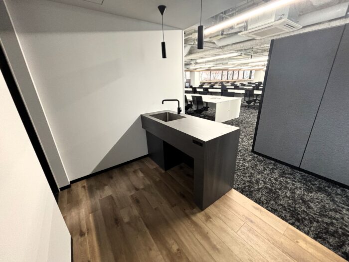 CIRCLES西新宿のセットアップオフィス