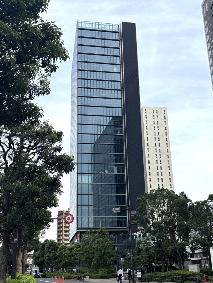 大崎ウィズタワーの外観