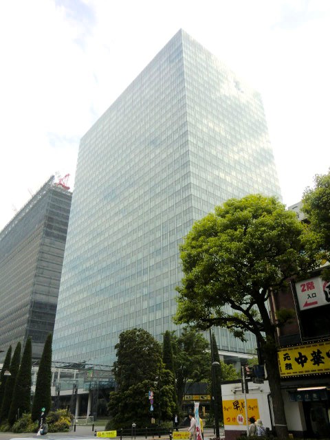 シンクパークタワーの外観