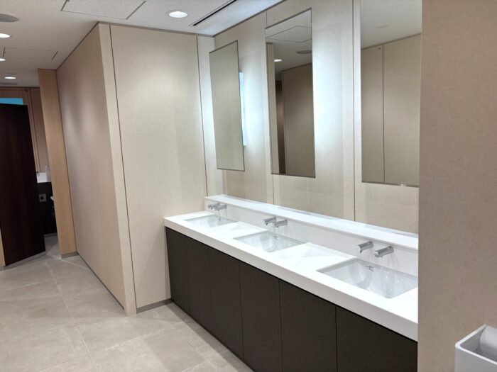 日本橋一丁目三井ビルディング　トイレ