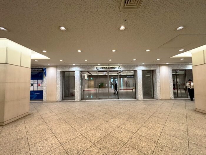 クイーンズタワーA　エントランス