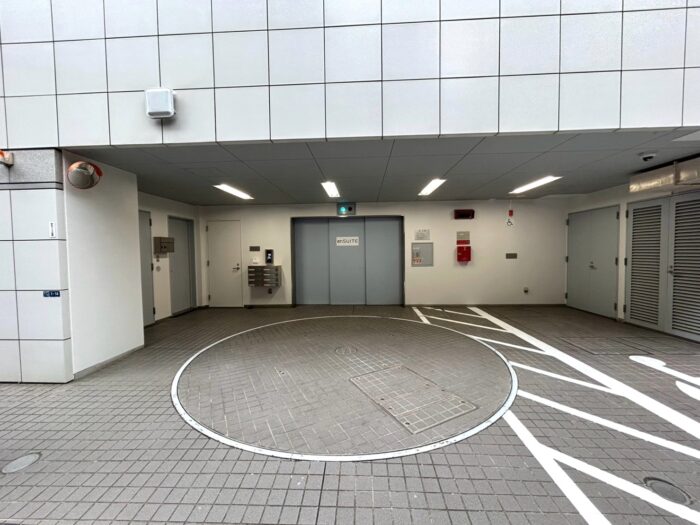 エンスイテ芝大門　駐車場