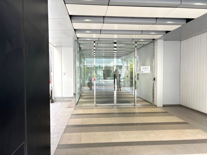 KR GINZAⅡ　エントランス