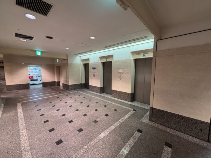 勝どきサンスクェア　EVホール