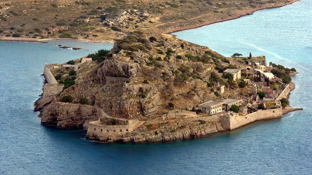 Στην αποκατάσταση και επανάχρηση του Λεπροκομείου στη Σπιναλόγκα προχωρά το υπουργείο Πολιτισμού 1 stin apokatastasi kai epanachrisi toy leprokomeioy sti spinalogka prochora to ypoyrgeio politismoy 63fe26bd6bd1c