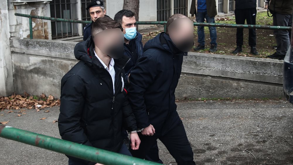 Δίκη για τη δολοφονία Άλκη Καμπανού: 'Υπήρχε λουτρό αίματος" - Τι κατέθεσε γιατρός του ΕΚΑΒ 1 diki gia ti dolofonia alki kampanoy amp 8216 ypirche loytro aimatos amp 8221 amp 8211 ti katethese giatros toy ekav 640712843af07