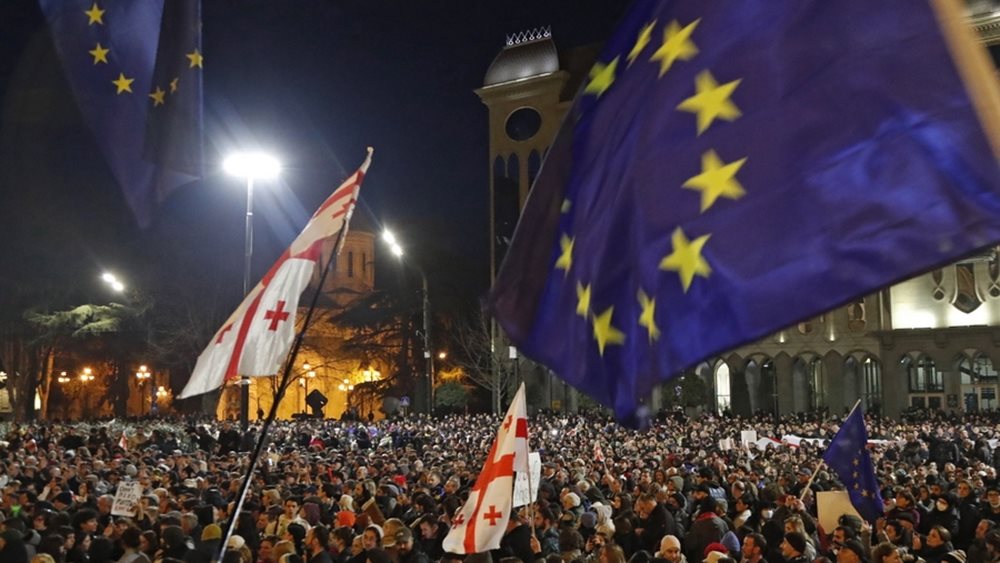 Γεωργία: Η Ρωσία καταγγέλλει "απόπειρα" πραξικοπήματος 1 georgia i rosia kataggellei amp 8220 apopeira amp 8221