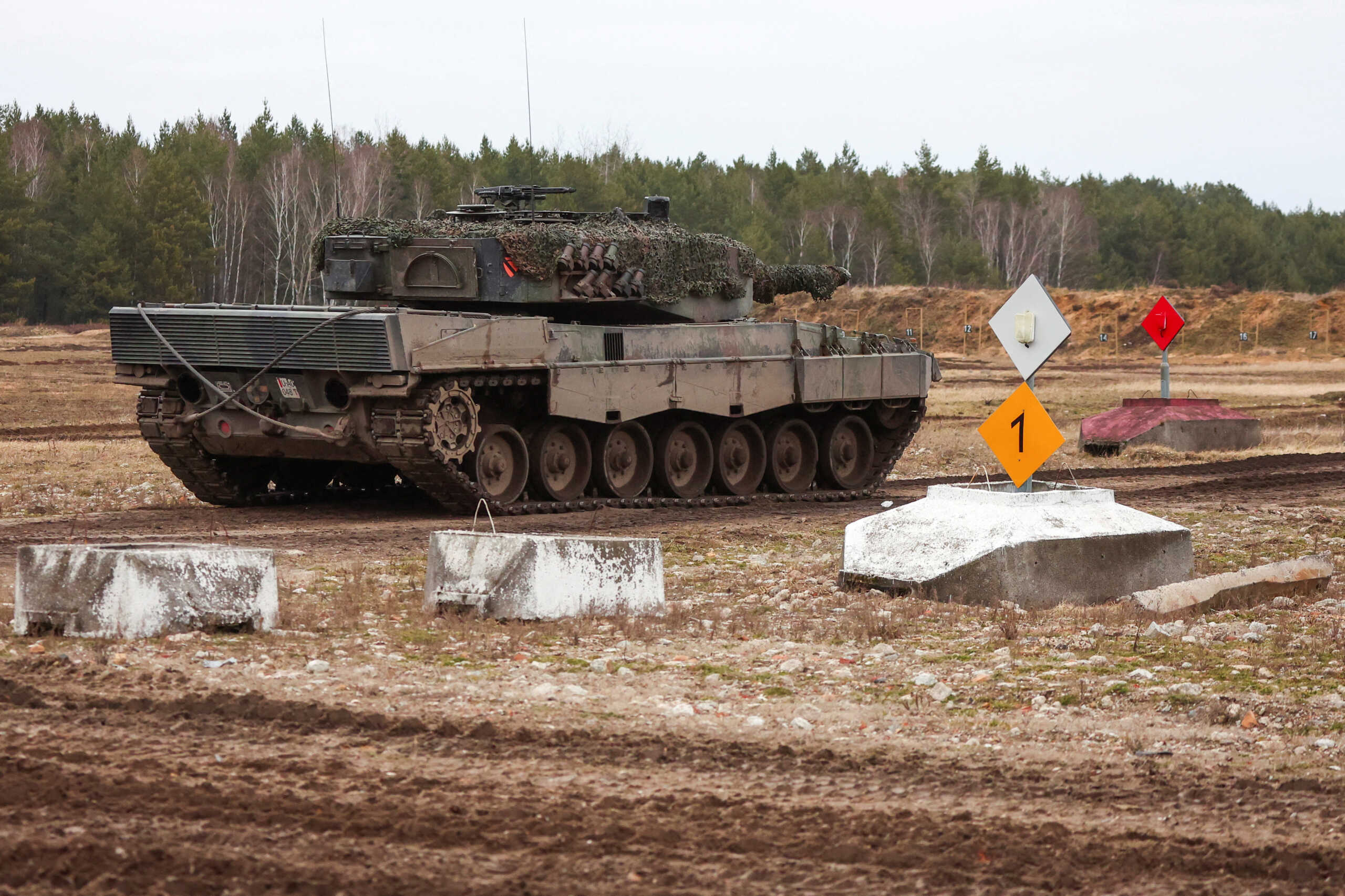 Η Πολωνία παρέδωσε στην Ουκρανία άλλα 10 Leopard 2 1 i polonia paredose stin oykrania alla 10 leopard 2 6409cdc55e009