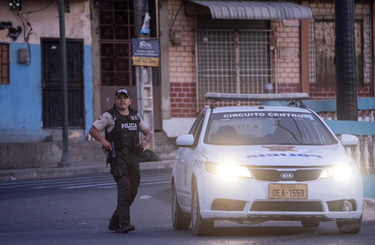 Ισημερινός: Πρώην υπουργός καταδικασμένη για διαφθορά εξαφανίστηκε 1 isimerinos proin ypoyrgos katadikasmeni gia diafthora