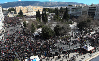 Πάνω από 40.000 διαδήλωσαν στην Αθήνα για το δυστύχημα στα Τέμπη – Τι λέει η αστυνομία για τα επεισόδια 1 pano apo 40 000 diadilosan stin athina gia to dystychima sta tempi ti leei i astynomia gia ta epeisodia 6408ca2569a42