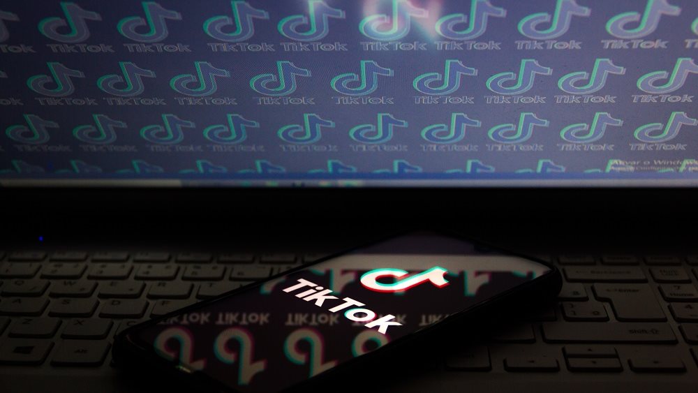 Το TikTok "προκαλεί" ανησυχίες για την εθνική ασφάλεια των ΗΠΑ, δηλώνει ο διευθυντής του FBI 1 to tiktok amp 8220 prokalei amp 8221 anisychies gia tin ethniki asfaleia ton ipa dilonei o dieythyntis toy fbi 6408e05ed1397