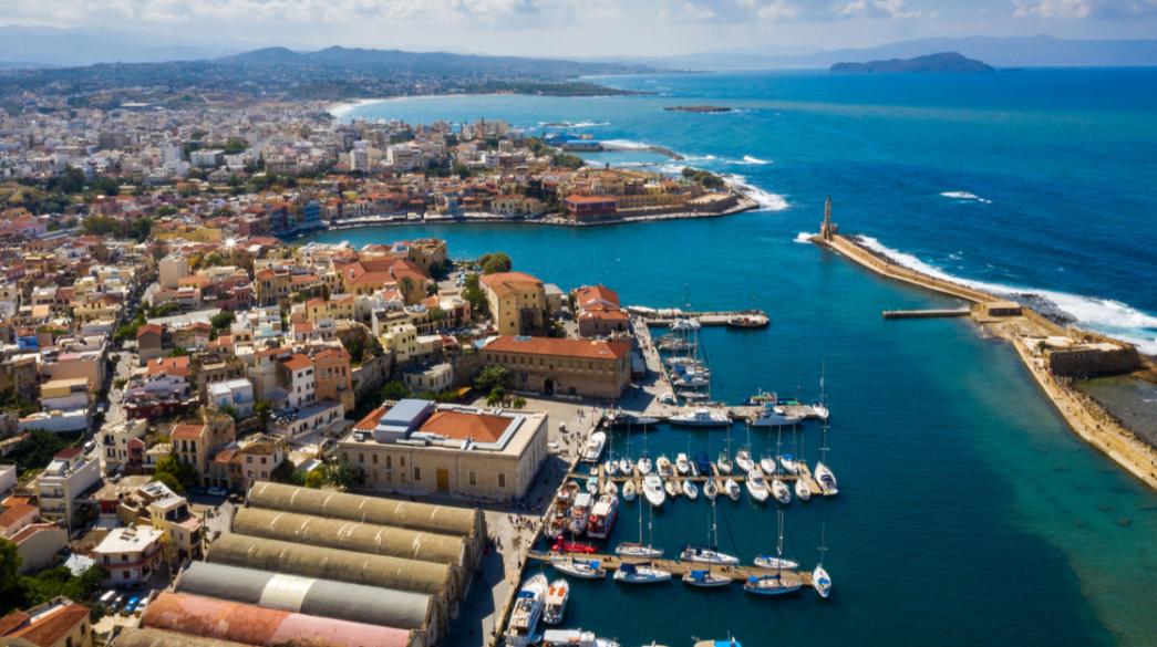 «Απόβαση» στα Χανιά πραγματοποίησαν 4.888 επιβάτες κρουαζιέρας 1 apovasi sta chania pragmatopoiisan 4 888 epivates kroyazieras 64dc478d05939