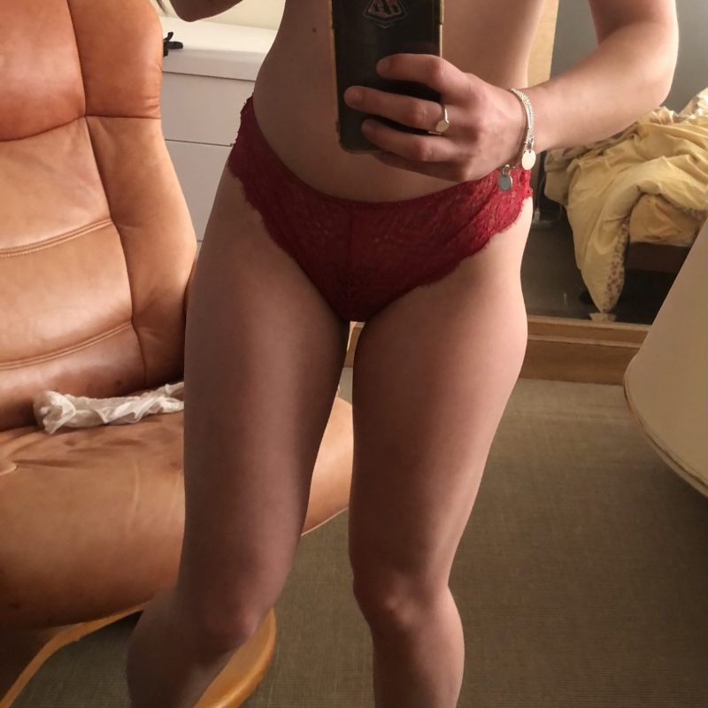 Petite culotte tres sale – Image 3