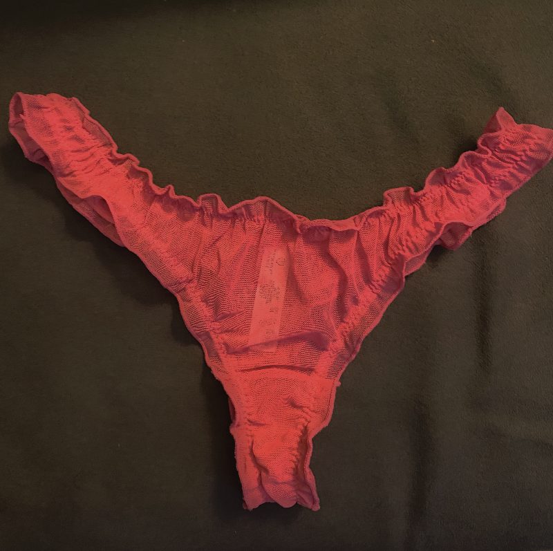 Culotte en mesh rose portée. – Image 3