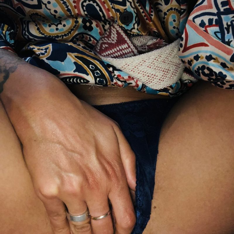 Culotte mouillée de cyprine