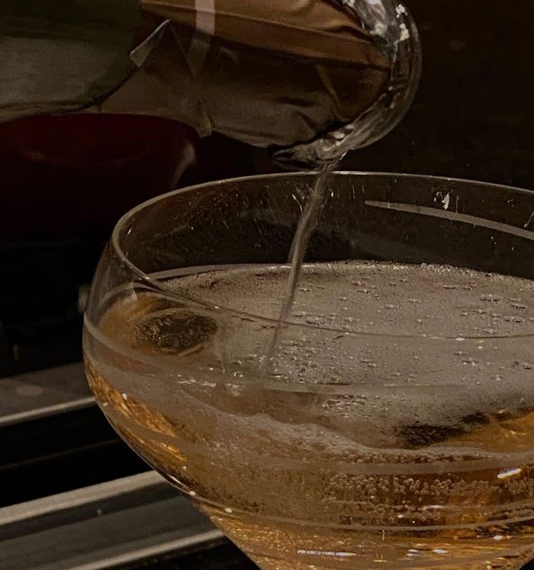 Offre moi une coupe de champagne 🥂