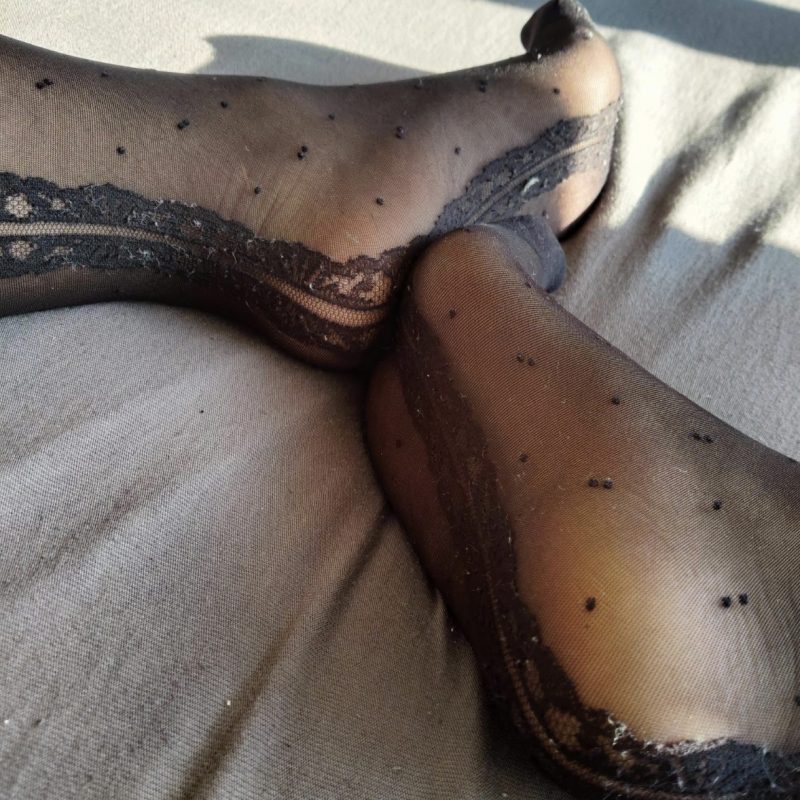 🎥🎥 Vidéo pour FEETFETISH nylon noir