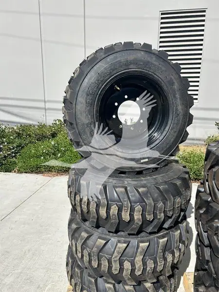 2025 Tires DURAMAX AIR TIRES & RIMS CA041220202CL