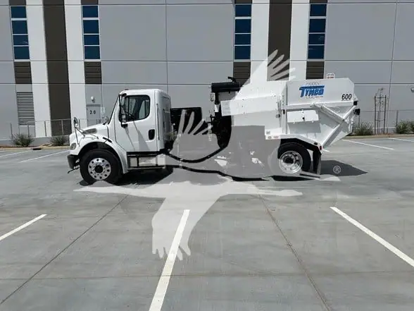 2018 FREIGHTLINER BUSINESS CLASS M2 106 CA07222025CL