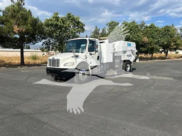 2018 FREIGHTLINER BUSINESS CLASS M2 106 CA07232025CL