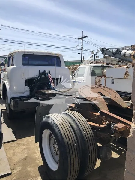 1983 FORD C700 CA03292019CL