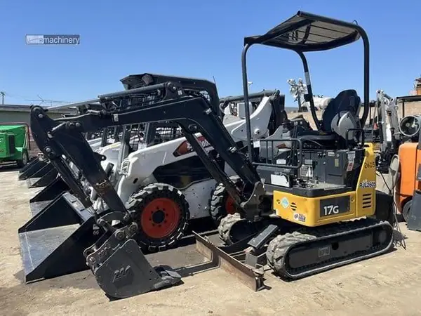 2019 Deere 17G