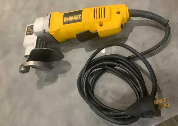 DeWALT 12 Gauge Electric Shears DW893