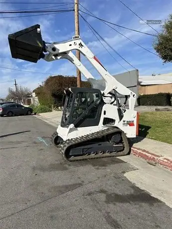 2017 BOBCAT T740