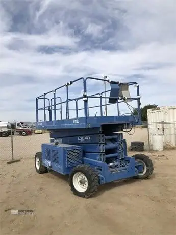 2005 UPRIGHT LX41 