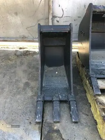2025 Bucket, Trenching DBE 12 INCH 