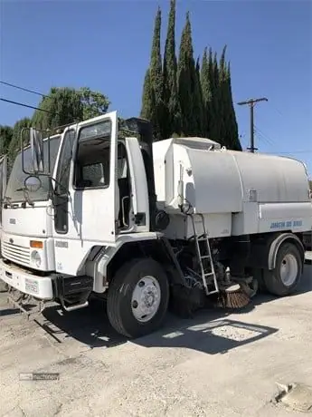 1999 JOHNSTON 605 